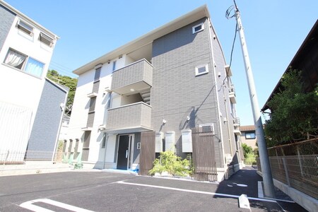 シャトル外観写真