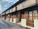 リビングタウン比屋根