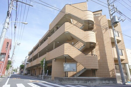 ユーエム東小松川マンション外観写真