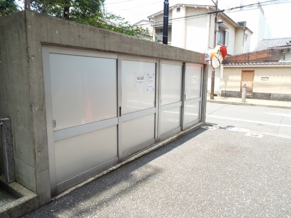 共用設備(★敷地内ゴミ置場★)