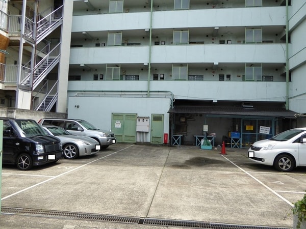 駐車場(★敷地内駐車場★（空き状況・使用料等詳細はご確認下さい）)