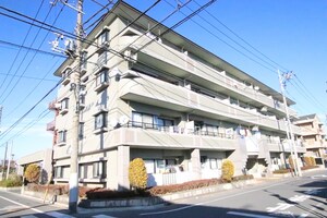 メトロポリス鹿骨外観写真