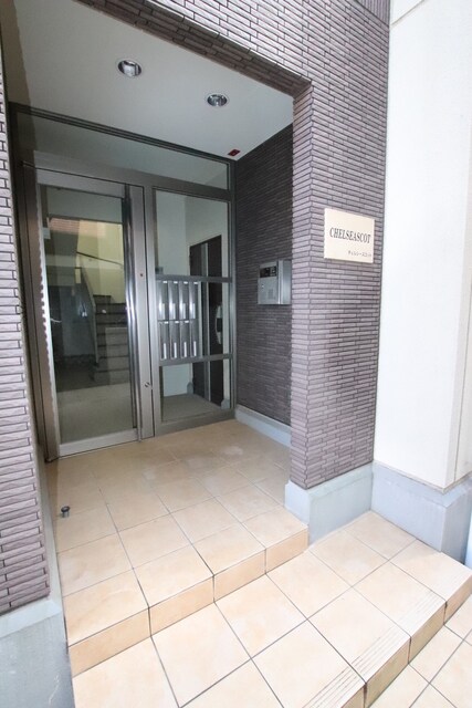 物件外観写真4　(エントランスです。)