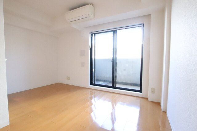 物件内観写真9　(※別室参考写真)