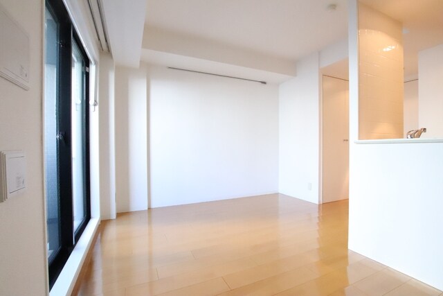 物件内観写真12　(※別室参考写真)