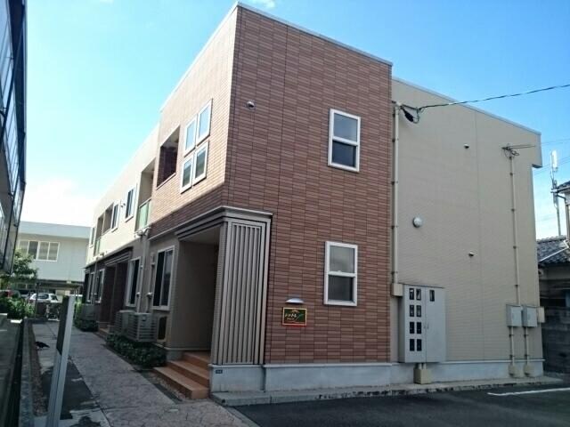 シャトレの物件外観写真