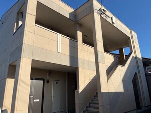 ５４クレシアハウス大泉外観写真