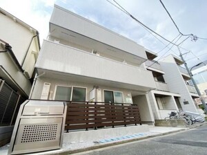 アンプルールリーブル早稲田外観写真