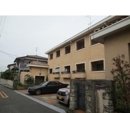 マーガレットの生活 スリーズ棟外観写真