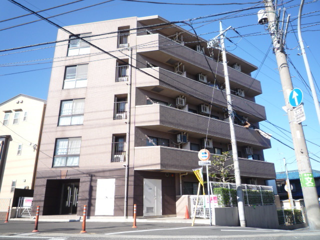 シャルマン貴