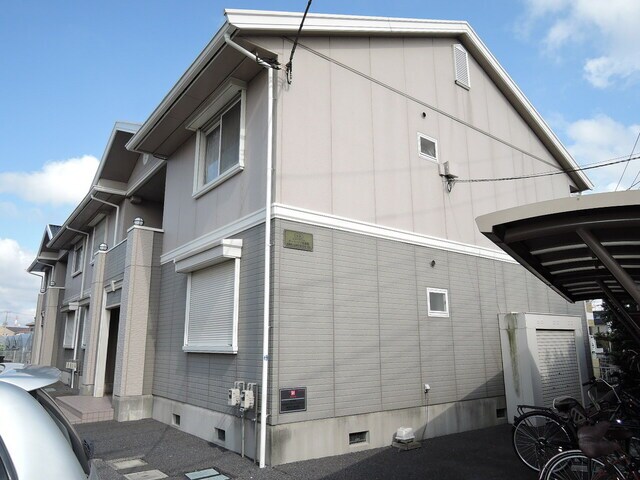 オークハイツ参番館の物件外観写真