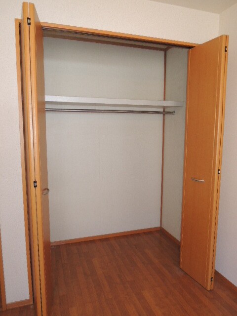 物件内観写真10　(クローゼット♪)