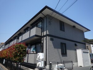 スリーストーン外観写真