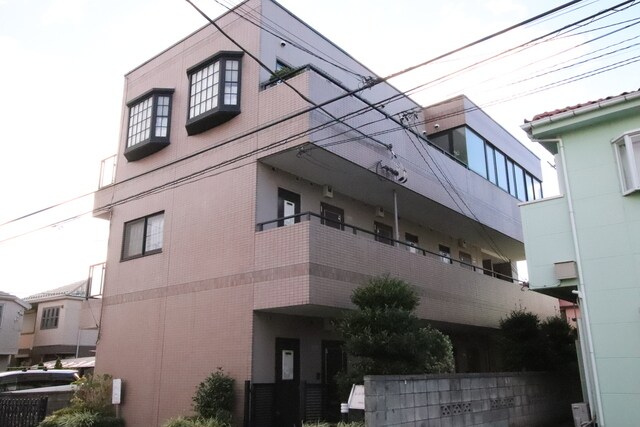 レジデンス石川の物件外観写真