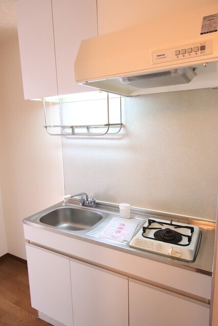 物件内観写真7　(☆1口コンロ付きのキッチンです☆)
