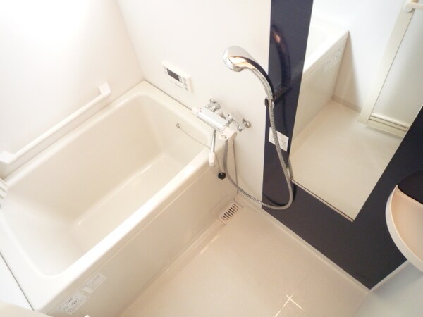 バス／シャワールーム等(便利な浴室乾燥機あり♪※別室参考写真)