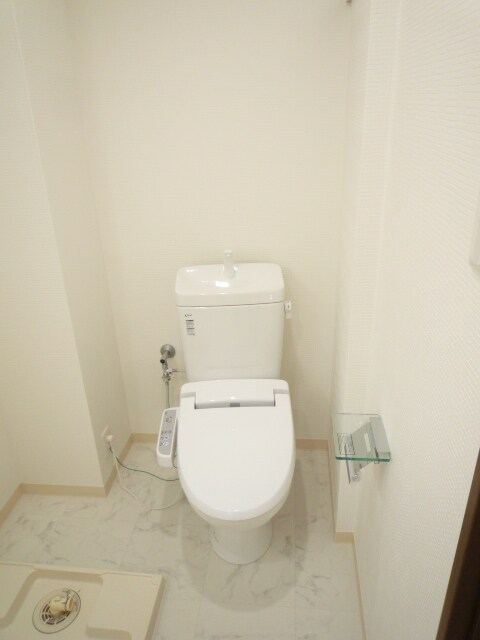 物件内観写真9　(多機能便座あり☆※別室参考写真)