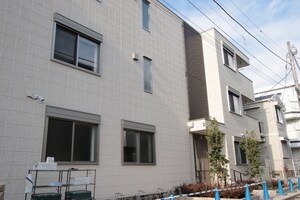Ｉ．Ｓ．ＶＩＬＬＡＷＥＳＴ外観写真