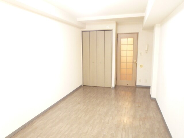 物件内観写真4　(※別室参考写真)