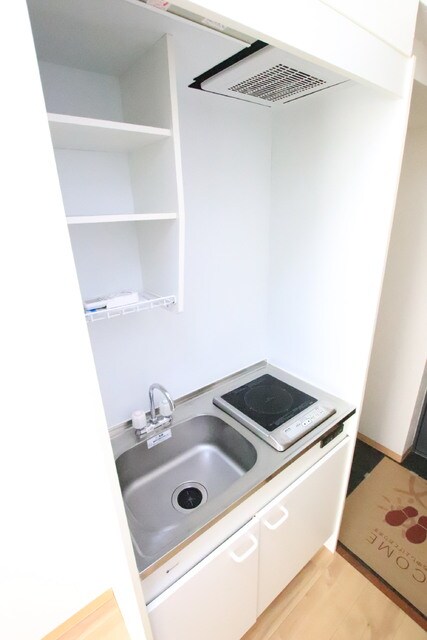 物件内観写真6　(ＩＨコンロ付きキッチン)