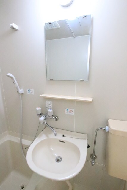 物件内観写真10　(洗面台)