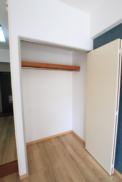 物件内観写真15　(収納)
