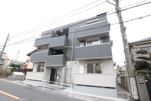 オリーブ外観写真