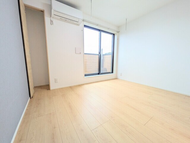 物件内観写真6　(洋室6.1帖)