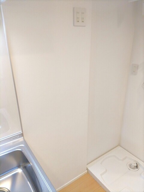 物件内観写真11　(冷蔵庫置き場)