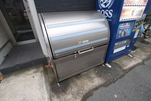 物件外観写真5　(☆ごみ捨て場☆)