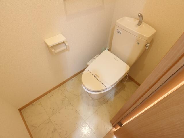 草薙駅 バス15分　弥生町下車：停歩2分 1階のトイレ