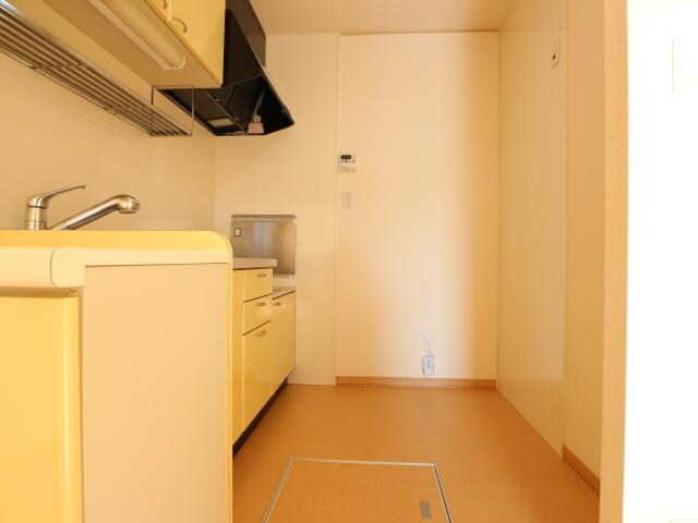 草薙駅 バス15分　弥生町下車：停歩2分 1階のキッチン