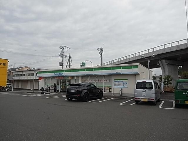 ファミリーマート静岡川合店