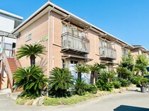 東海道本線 草薙駅 2階建 築16年の外観写真