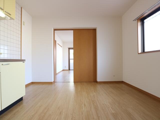 草薙駅 徒歩13分 1階の居室