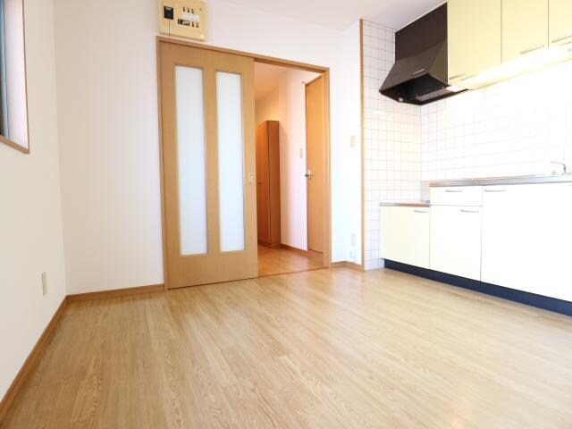 草薙駅 徒歩13分 1階の居室