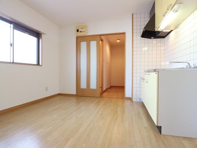 草薙駅 徒歩13分 1階の居室