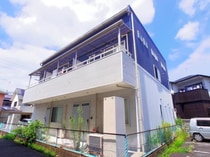 東海道本線 草薙駅 2階建 築15年の外観写真