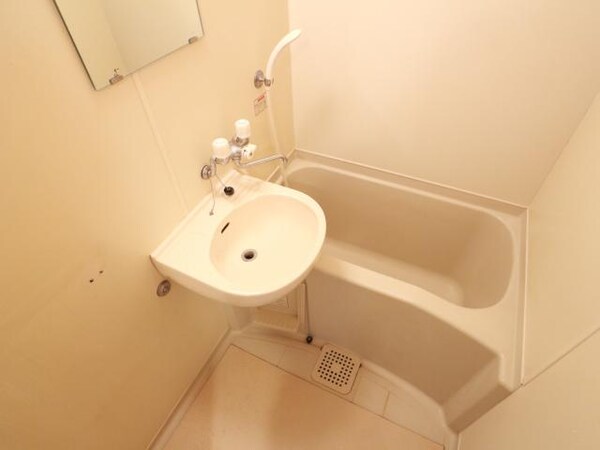 バス／シャワールーム等