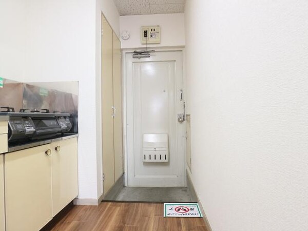玄関周り