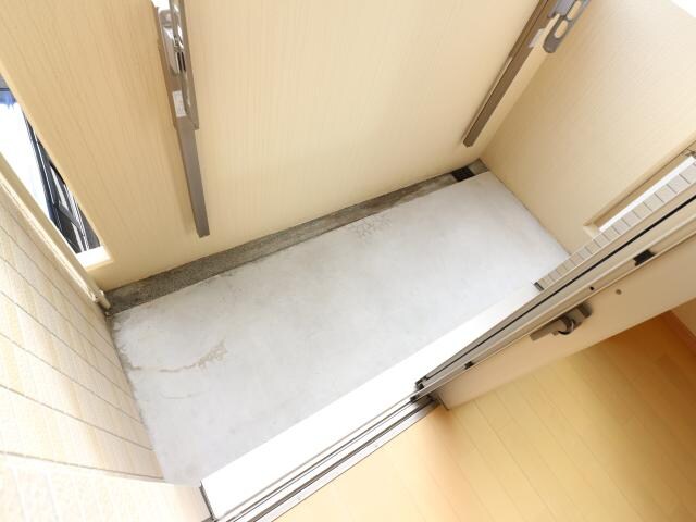 新静岡駅 バス17分　瀬名川一丁目下車：停歩3分 2階のベランダ・バルコニー・庭