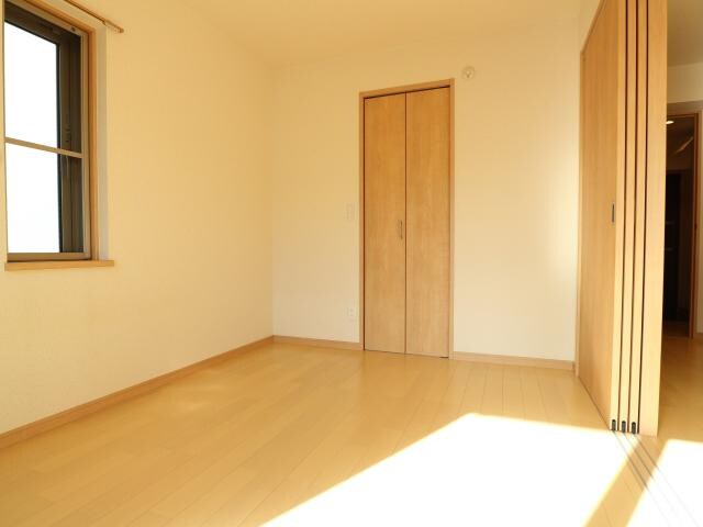 新静岡駅 バス17分　瀬名川一丁目下車：停歩3分 2階の居室