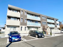 静岡鉄道静岡清水線 県立美術館前駅 3階建 築3年の外観写真