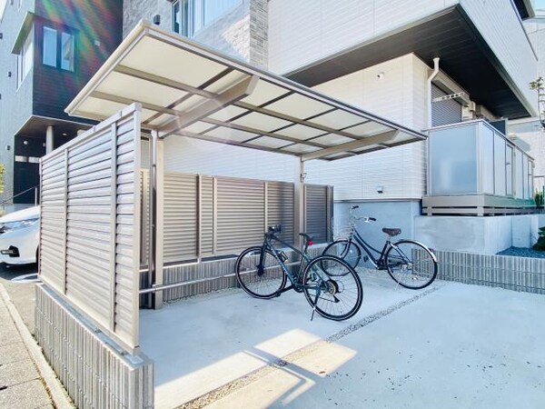 駐輪場