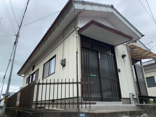 岩沼市桜二丁目百足様所有貸家