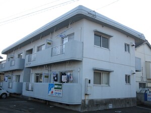 昭和町マンション外観写真