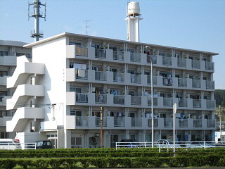 栄信ビル