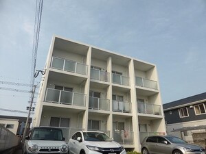 Ｆ　Ｒｅｓｉｄｅｎｃｅ外観写真