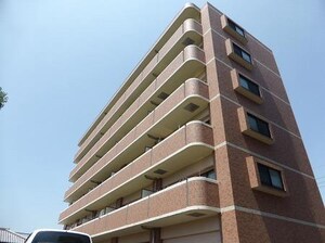 センチュリーコート６番館外観写真
