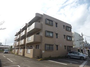 ノアホーム神宮外観写真